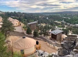 Yurt Overlook #3 with AC and Private Bath 2 Kings