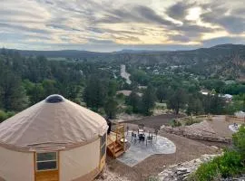 Yurt Overlook #8 with AC and Private Bath King Suite