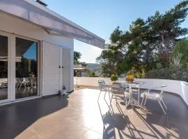 Ferienhaus mit Privatpool für 8 Personen 1 Kind ca 200 qm in Splitska, Dalmatien Mitteldalmatien