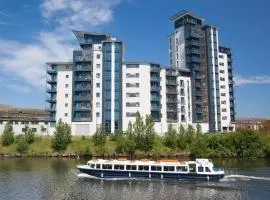 Cardiff Bay, City centre apartment