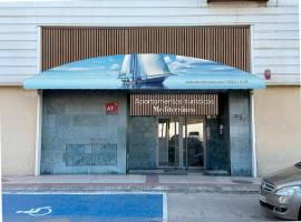 地中海之旅公寓酒店，位于卡塔赫纳的酒店