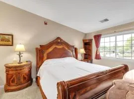 Grand Wood Suites - 3rd Floor Front Side Corner Penthouse Suite 304