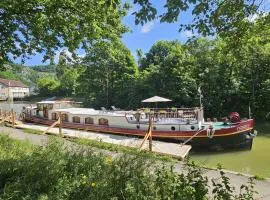 Maïtena Péniche Hôtel de Luxe privée à Besançon