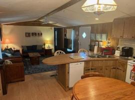 Dorothy and Johns Ocean City Md Vacation Home Sleeps 8 - 3 bedrooms 2 full bath，位于大洋城的度假村
