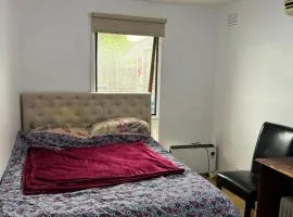 Springvale couple room with shared bathroom