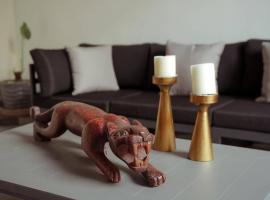 Hotel Boutique Casa Jade，位于坎佩切阿尔博托·阿库尼亚·昂盖国际机场 - CPE附近的酒店