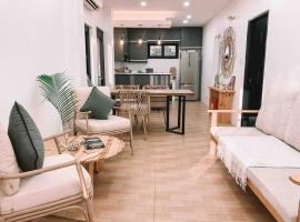 1BR Tropical Penthouse for 4 guests, near beach，位于Bangcusay的公寓