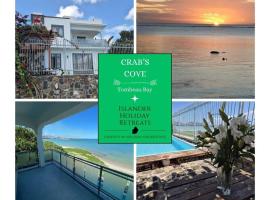 Crab's Cove Beachfront Villa by IHR，位于Baie du Tombeau的酒店