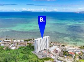 Premiumcourt ChuranoBeach プレミアムコート美ゅらのビーチ，位于Yaka的酒店