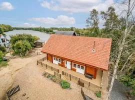 Stunning Log Cabin With A Pool Table For Hire In Norfolk, Sleeps 8 Ref 34045Al