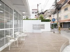 SRINN Hotel Pattaya Klang