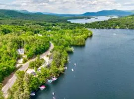 Waterfront 2 bedroom at squam (Suite 11)
