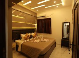 Luxurious Villa -in Madurai，位于Tallākulam的酒店