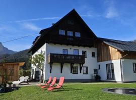 Haus Enzian，位于茵特斯托德的酒店