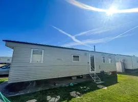 6 Berth Caravan With Wifi At Steeple Bay Holiday Park In Essex Ref 36092F