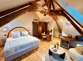 F&Oacute;LKLORE Boutique H&ocirc;tel，位于桑塞尔的住宿