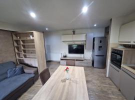 Apartament 2 camere，位于巴克乌的酒店