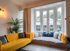 Finest Retreats - Harbour's Nest