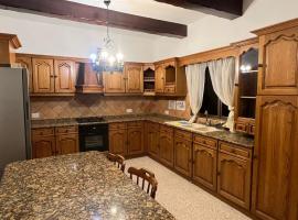 Private Room，位于San Ġwann的酒店