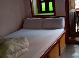 Newa Guest House Bandipur，位于班迪普尔的酒店