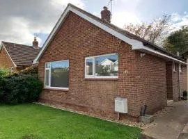 3-Bed Bungalow near Hayling Island Sailing Club