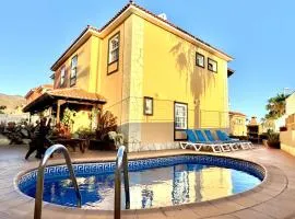 Villa Lujo y Relax in Adeje by Deihu Experiences