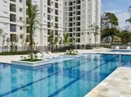 apto 2 pessoas condominio clube, vaga de garagem, perto da Jurubatuba