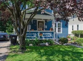 Charming 1925 Craftsman Home，位于波基普西的酒店
