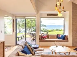 Picnic Bay Hideaway - Be My Guest Waiheke