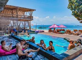 Lushy Hostel Nusa Penida，位于珀尼达岛的青旅