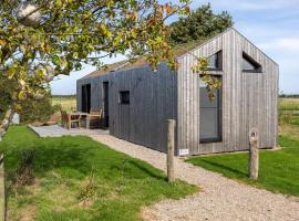 Hello Zeeland - Zeeuwse Liefde Tiny House 8，位于韦斯特卡佩勒的小屋