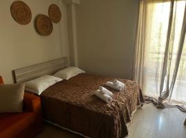 Central House Karistos，位于卡利斯托斯的酒店