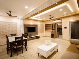 Myestay Elite The Ultimate Luxury Spacious Villa，位于瓦拉纳西的酒店