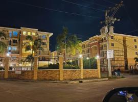 Adrian's Pod Condo Rental，位于达沃市的酒店