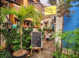 Ederra Stays & Cafe，位于帕纳吉的住宿