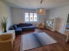 Living (82 m²) in the heart of Graz