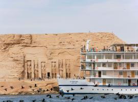 Mövenpick Prince Abbas Lake Nasser Cruise, Every Monday Four Nights From Aswan, Every Friday Three nights From Abu-Simbel - Including Excursions and Sightseeing，位于阿斯旺的酒店