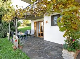 Monoroom With Garden And Lake View