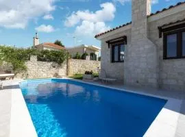 Heraklion Twins House - Private Pool Retreat