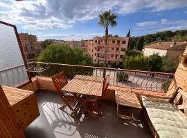Superbe studio 34m2 avec terrasse aperçu mer