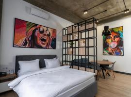 Apart Hotel LOFT，位于阿拉木图的酒店