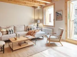 Era Artiga by FeelFree Rentals