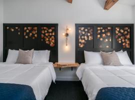 The Lincoln Boutique Motel，位于埃利科特维尔的酒店