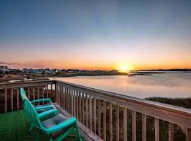 Amazing Sound View Home with Pool
