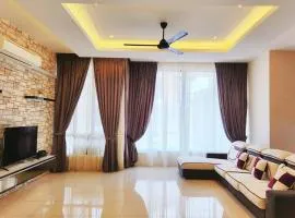 Ipoh Botani nadya 3storey 5br 19 pax