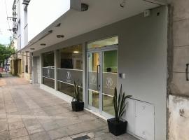 Hotel Plaza Italia，位于萨拉特的酒店