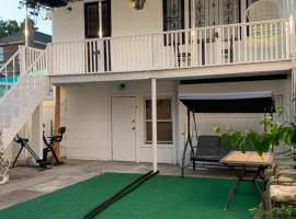 2265 Bruckner Blvd Apartments，位于Bronx的酒店