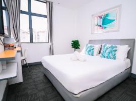 Swing & Pillows - KL Sg Besi, Kuala Lumpur，位于吉隆坡的酒店