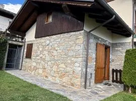 Villetta con giardino