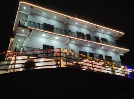 Jaitak Resort By Pine Hospitality Services，位于纳汉的酒店